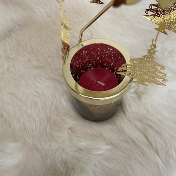 NIB The Go Round Candle - Picture 3 of 5